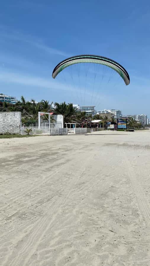 Cartagena: Paratriking Flight from the Beach - Is $108 per person a fair price?