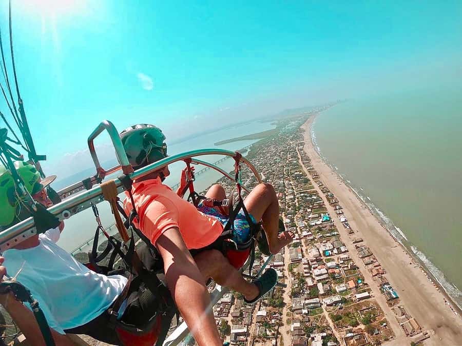 Cartagena: Paratriking Flight from the Beach - Your arrival at the beach facility