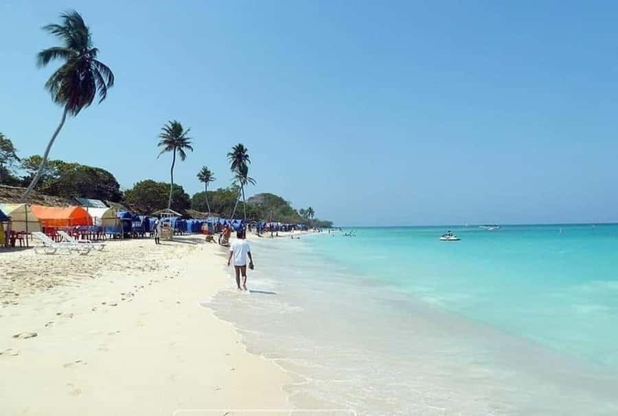 Cartagena: Playa Blanca BARU by speedboat with lunch - Boat confusion can steal your best hours