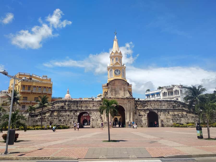 Cartagena: Private City Tour in an Air-Conditioned Vehicle - Key points to know before booking