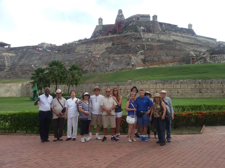 Cartagena: Private City Tour in an Air-Conditioned Vehicle - Air-conditioning and private service: what you are paying for