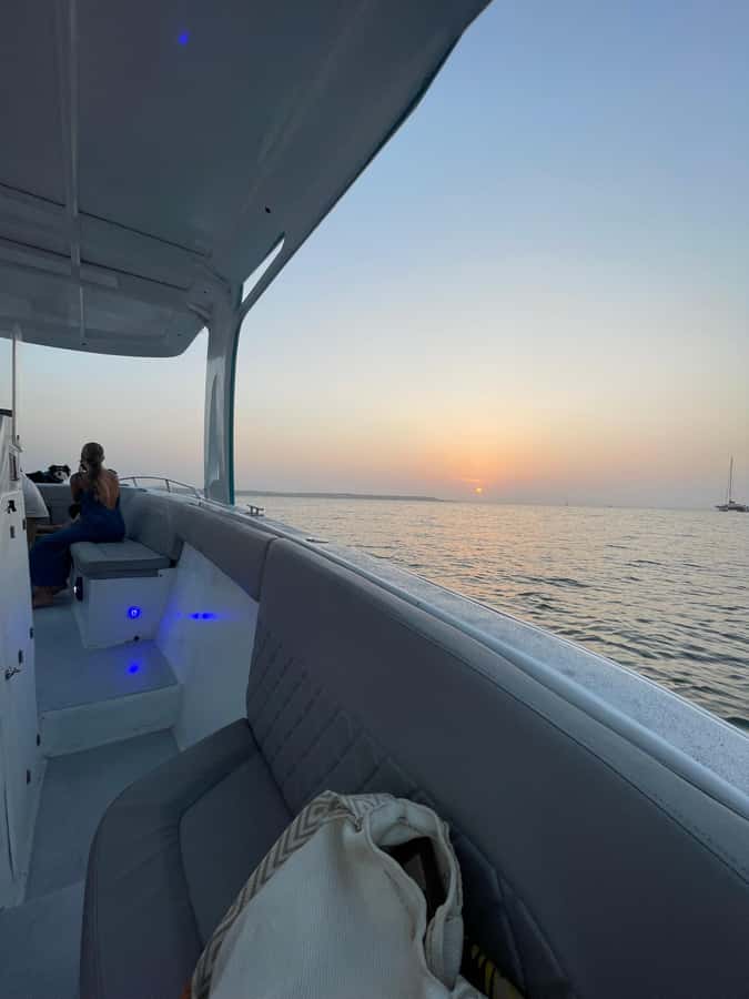 Cartagena: Private Sunset and Night Boat Tour - Cartagena’s port, Manga Bay, and San Felipe Castle