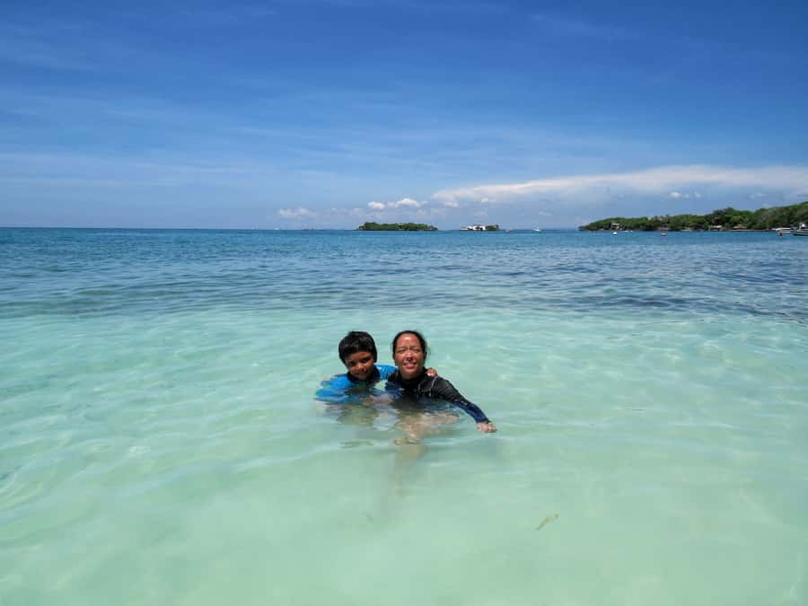 Cartagena: Rosario Island and Mangroves Private Day Trip - Snorkeling above the coral reef
