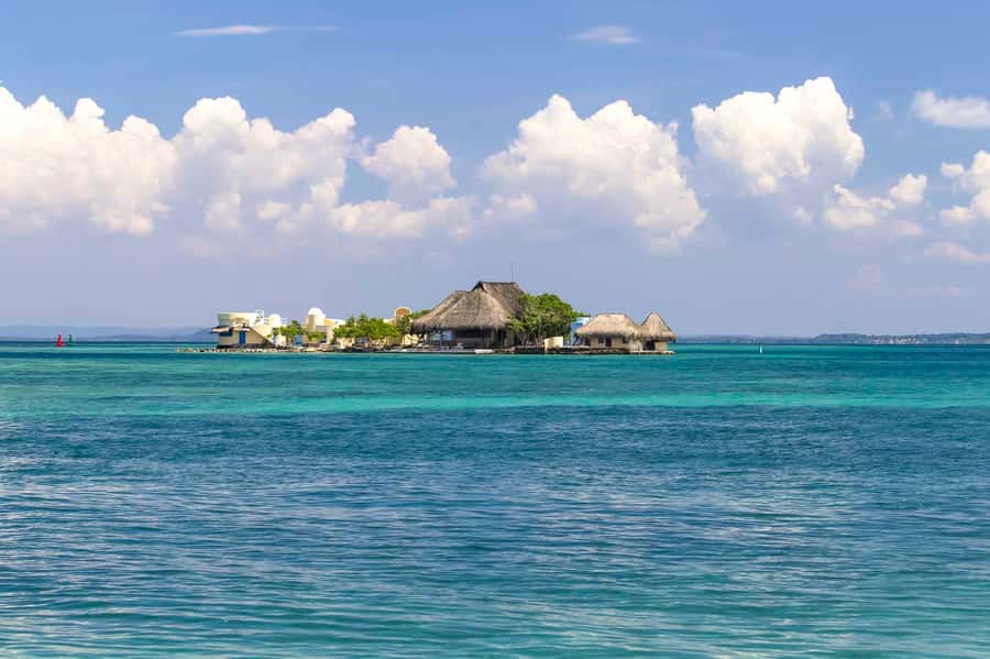 Cartagena: Rosario Islands Catamaran with Lunch and Snorkel - Key points to know before you book