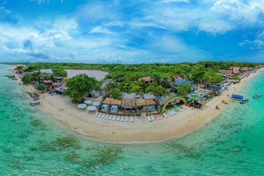 Cartagena: Rosario Islands Day Tour with Snorkel & Lunch - A full coastal day from Bocagrande