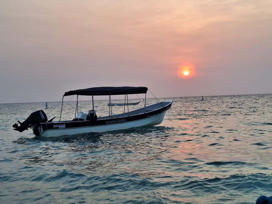 Cartagena: Rosario Islands, Playa Blanca, Baru - Lunch choices and what to bring