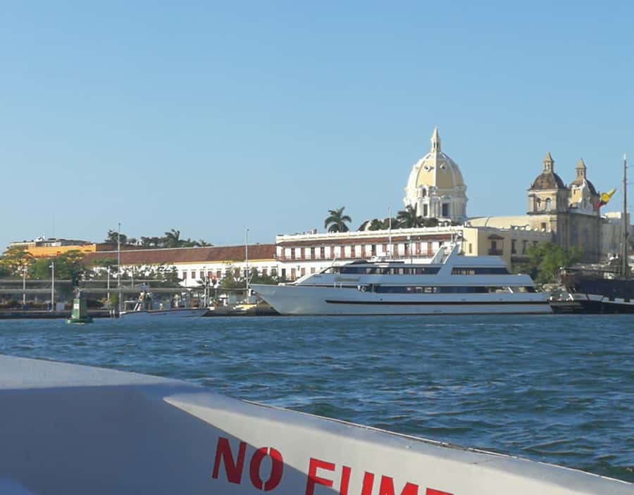 Cartagena: Rosario Islands Private Boat Tour - Planning for Heat, Water, and Sea Conditions