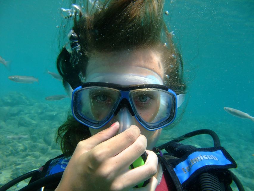 Cartagena: Scuba Diving Day Trip at Playa Blanca with Lunch - A short boat ride to the reef