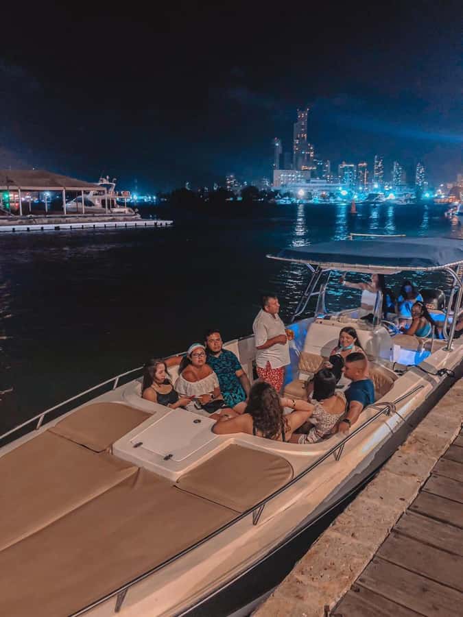 Cartagena: Speed Boat Party on the Bay with open bar - A Party Boat Instead of a Quiet Bay Cruise