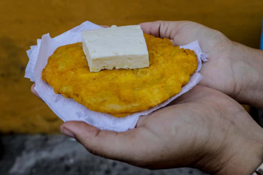 Cartagena: Street Food Walking Tour - Why this food walk is different from a standard Cartagena tour