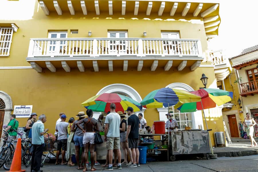 Cartagena: Street Food Walking Tour - How much food do you get for $50?
