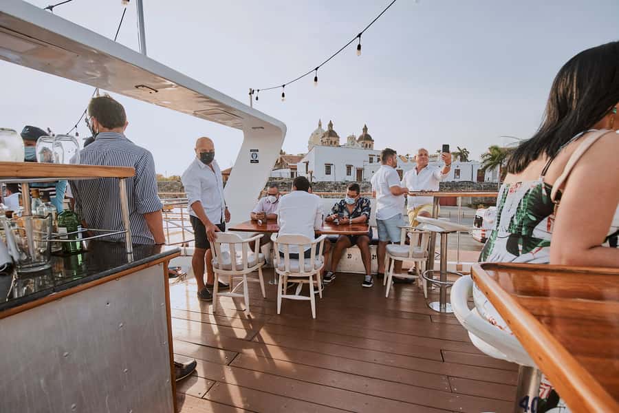 Cartagena: Sunset Cruise with Open Bar - Food, seating, and comfort aboard Sibarita Master
