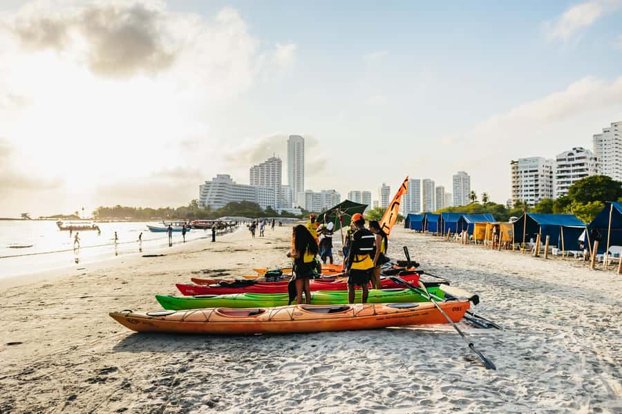 Cartagena: Sunset Sea Kayaking Tour - About an hour of easy paddling