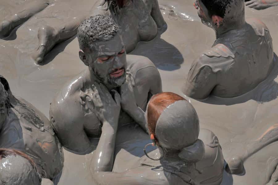 Cartagena: Totumo Mud Volcano Experience - The strange little volcano outside Cartagena