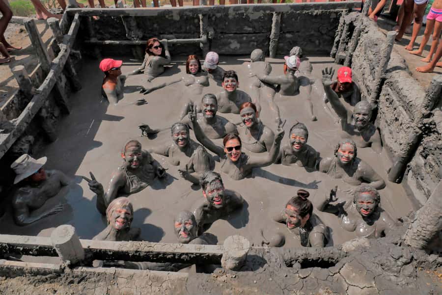 Cartagena: Totumo Mud Volcano Experience - Floating in mineral mud