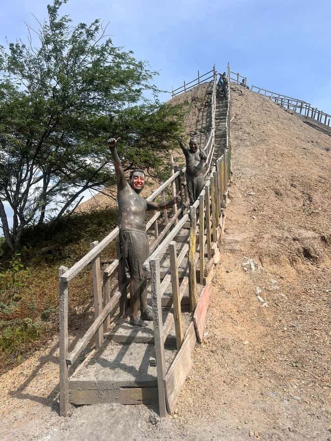 Cartagena: Totumo Mud Volcano with Bilingual Guide - What to bring and what to wear