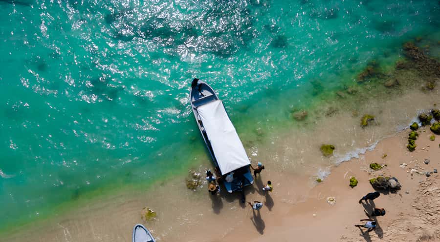 Cartagena: Tour to Playa Tranquila with Snorkeling + Luminous Plankton and Parasol - From Cartagena’s streets to Playa Tranquila