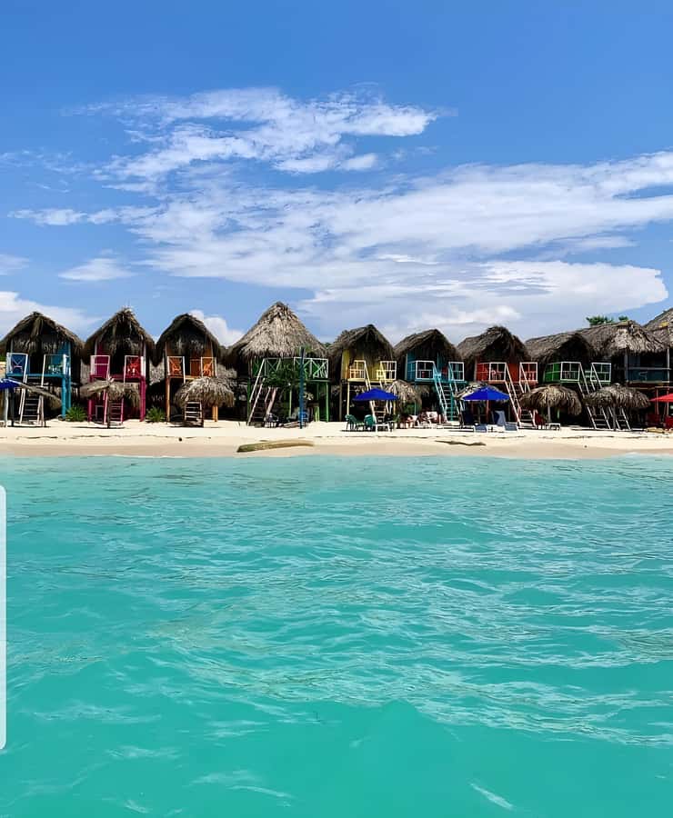 Cartagena: Tour to Playa Tranquila with Snorkeling + Luminous Plankton and Parasol - The luminous plankton after dark