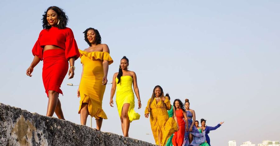 Cartagena Travel Memories: A cover magazine Photo Shoot - How the posing works for beginners and confident subjects