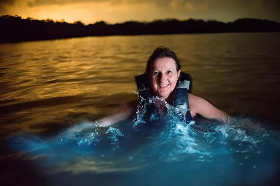 Cartagena: Visit 4 islands in a speedboat + plankton! - Sunset at Playa Blanca on Barú