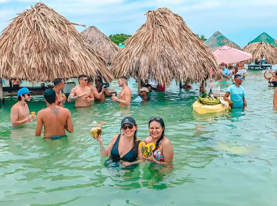 Cartagena: Visit 4 islands in a speedboat + plankton! - What the $62 price really covers