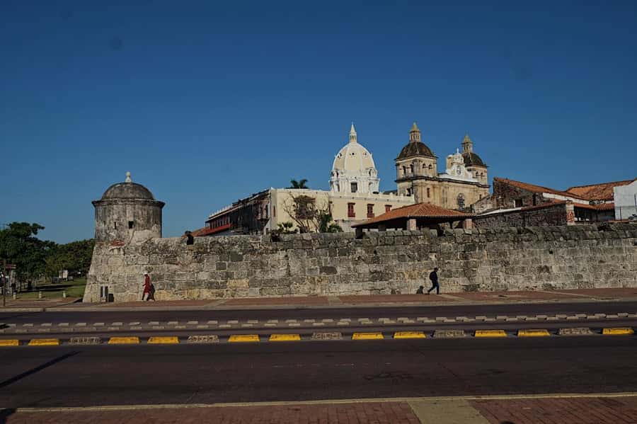 Cartagena: Walled City and Getsemani Shared Walking Tour - Starting at Plaza de Santo Domingo