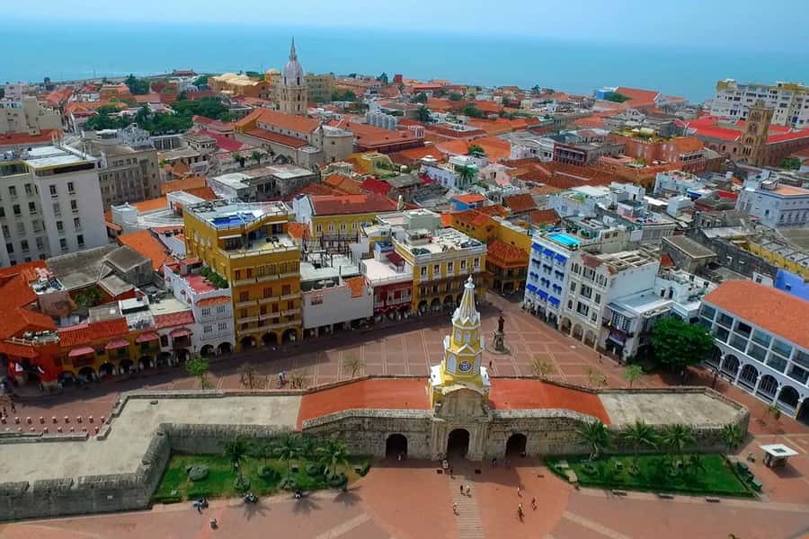Cartagena: Walled City & Getsemani Private Tour - Starting at Plaza de Bolívar and the clock tower