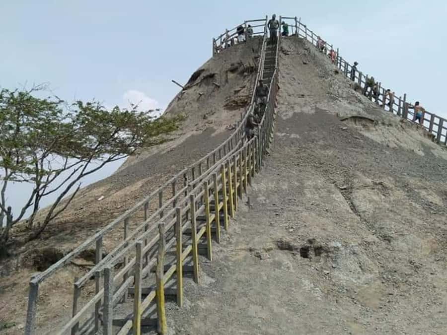 Cartatgena: Volcan Del Totumo + Almuerzo En Hotel VIP - The morning pickup from Bocagrande and nearby areas