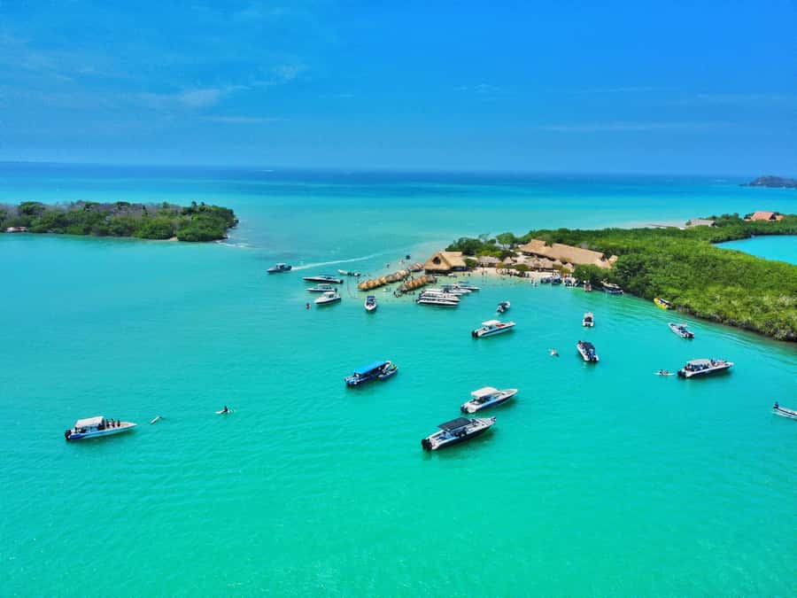 Cholon Forever Boat Party - What kind of day is Cholón?