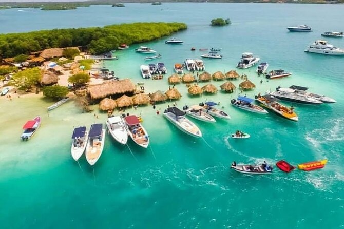 Cholon The party island, with DJ on board - Cholon is Cartagena’s daytime party island