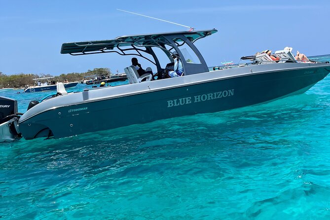 Cholon The party island, with DJ on board - Food, drinks, and the extra-cost trap