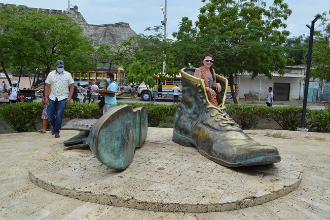 City Tour in Chiva through the City of Cartagena - Why this chiva tour works as a first look at Cartagena