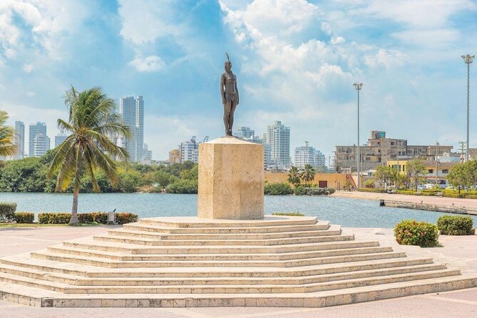 City Tour in Chiva through the City of Cartagena - The chiva ride and the first look at Cartagena’s bay