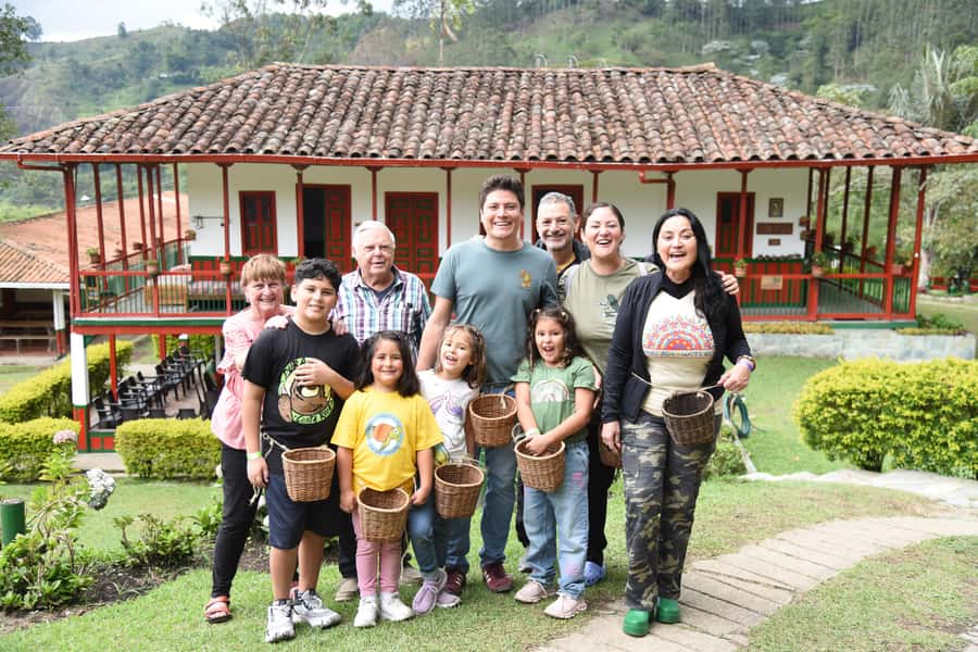 Coffee Tour at Finca El Ocaso Salento: Traditional Spanish Farm - The opening lesson: coffee begins with a plant