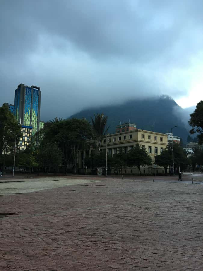 Complete Walking Tour in Bogota's Downtown - Should You Book the Bogotá Downtown Walking Tour?