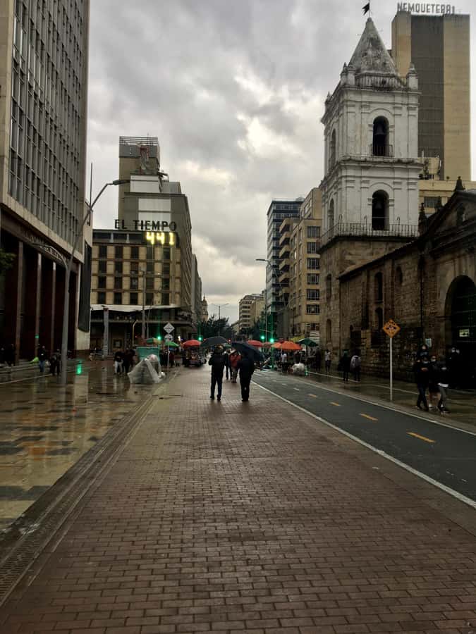 Complete Walking Tour in Bogota's Downtown - Bolívar Square, Bogotá’s Civic Stage