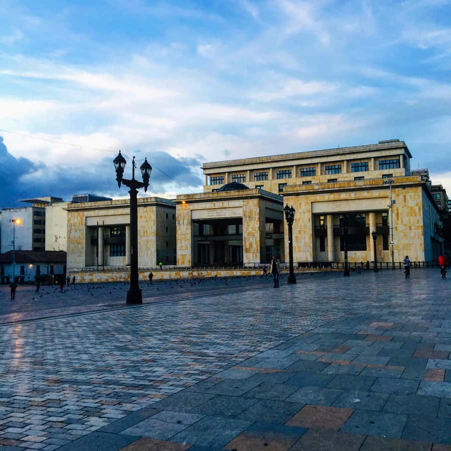Complete Walking Tour in Bogota's Downtown - Carrera 7ma and the Shock of El Bogotazo