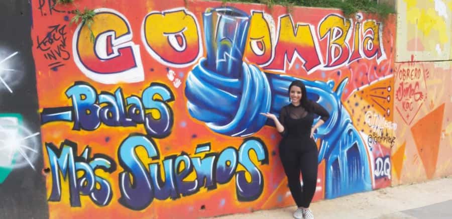 Comuna 13 Neighborhood & Street Art Private Tour - The First Stop: A Short Break and Orientation