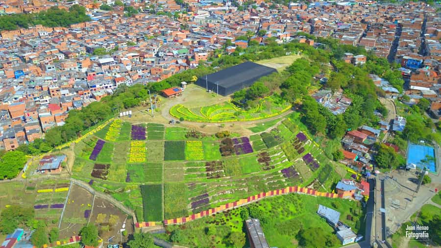Comuna 4 - Moravia Tour - Why Moravia tells a different Medellín story