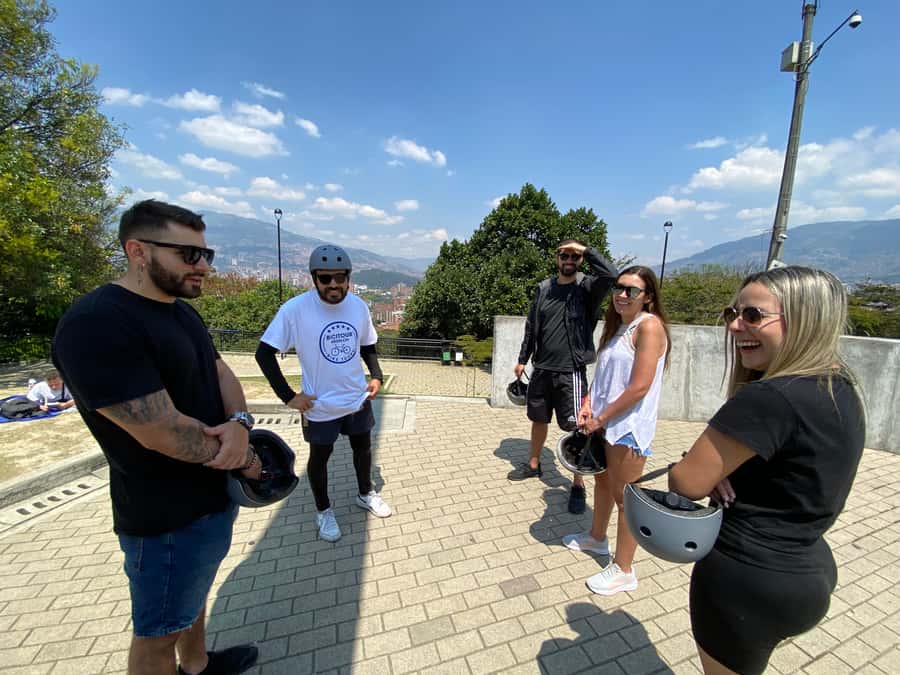 E-Bike City Tour Medellin with Local beer and Snacks - Key points to know before you book