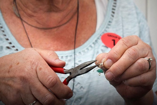 Emerald Jewelry Making Experience - Key points at a glance
