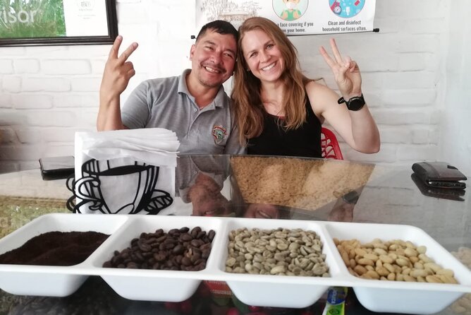 Exclusive Coffee Experience:Tour from Bogotá - Following coffee from plant to bean