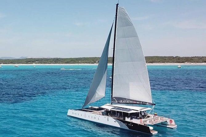 Excursion to the Rosario Islands with Lunch and Snorkeling - Isla Grande and the Luis Guerra reef anchorage