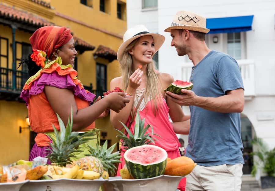 Food Tour in Barranquilla Downtown - The Malecón gives the food tour room to breathe