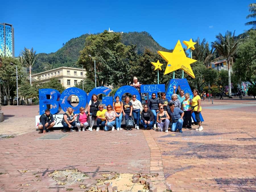 Free Walking Tour Bogotá: Arte, Historia y Café - Eighty minutes through La Candelaria