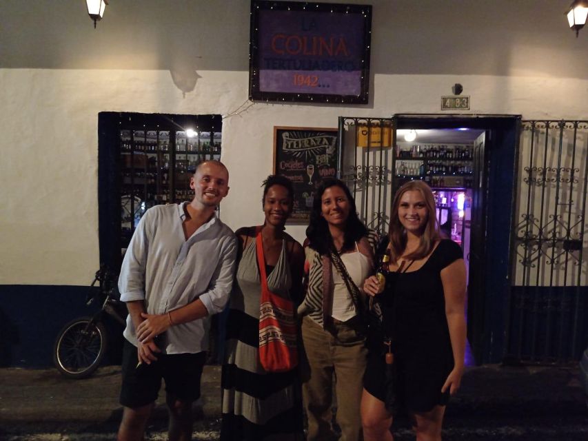 Friday Salsa Pub Crawl in Cali - The Spanish-language format and group mood