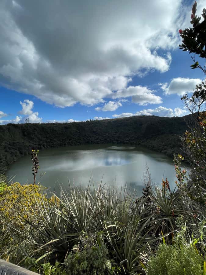 From Bogota: Guatavita Lagoon and Village Guided Tour - Leaving Bogotá for the Cundinamarca hills