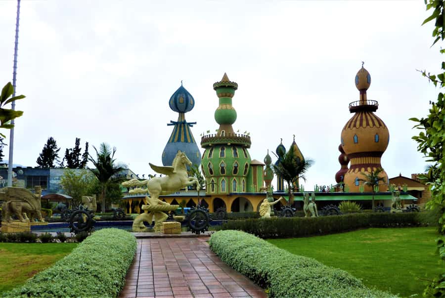 From Bogotá: Jaime Duque Park and Salt Cathedral with Lunch - Key points to know before booking