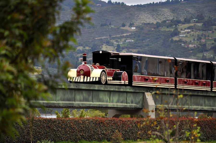 From Bogota: Jaime Duque Park and zoo with ticket included - The Taj Mahal entrance sets the tone