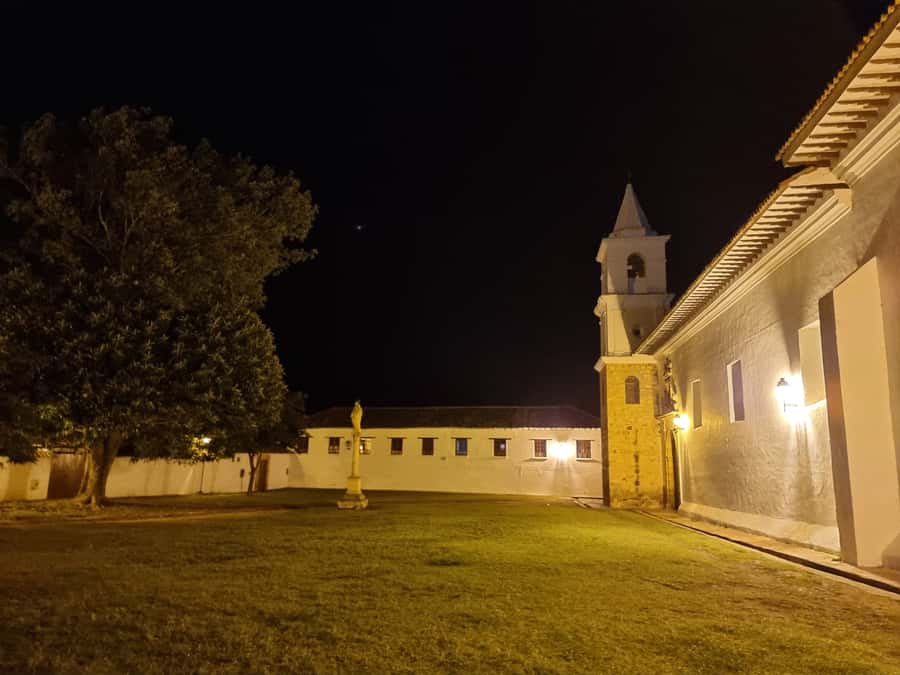 From Bogotá: Private Tour to Villa de Leyva - A chocolate stop with an easy reward